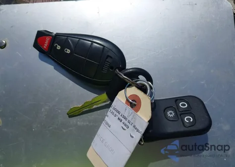 2012 Ram 1500 Slt из США, поврежденный, VIN 3C6JD7BT2CG221518